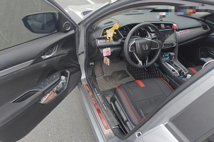 Used Honda Civic 2016 220TURBO CVT Luxury Edition Driver Seat