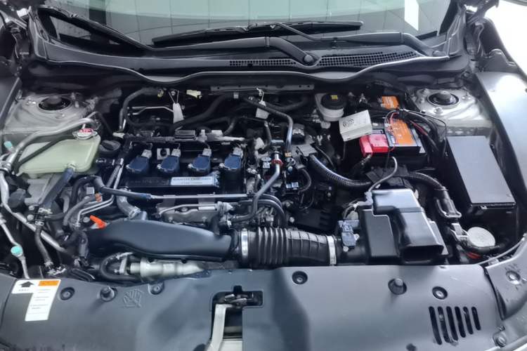 Used Honda Civic 2016 220TURBO CVT Prestige Edition Engine Bay
