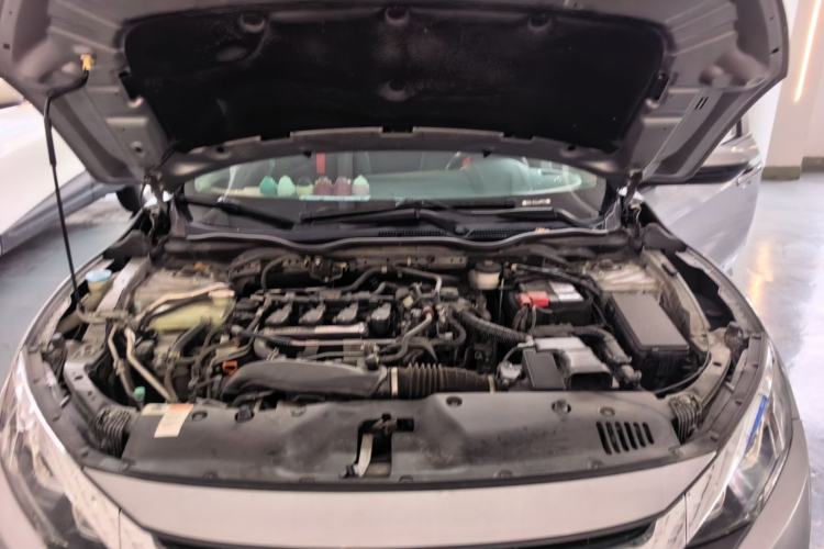 Used Honda Civic 2016 220TURBO CVT Luxury Edition Engine Bay
