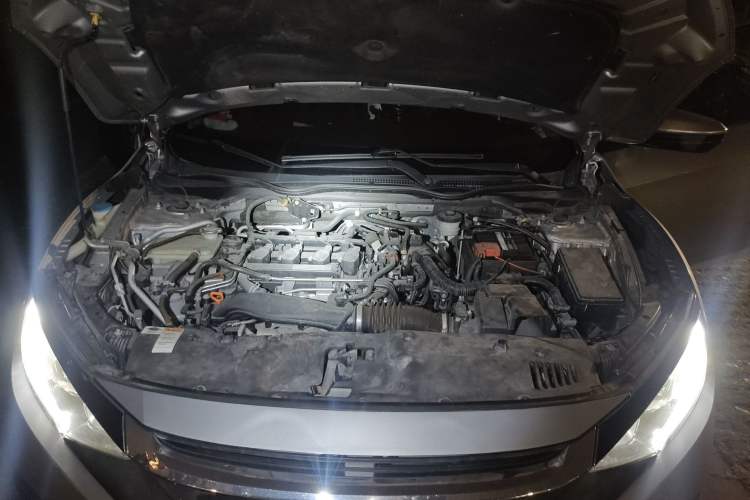 Used Honda Civic 2016 220TURBO CVT Luxury Edition Engine Bay
