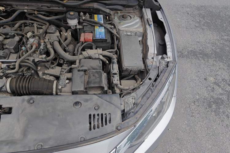Used Honda Civic 2016 220TURBO CVT Luxury Edition Engine Bay Left