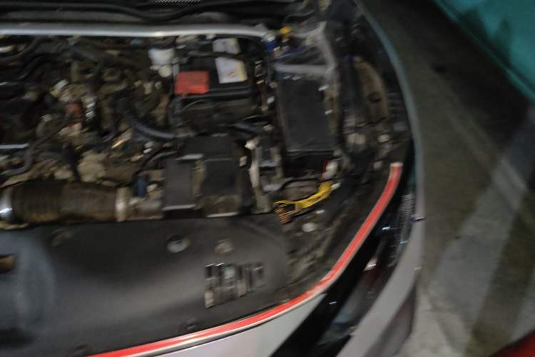 Used Honda Civic 2016 220TURBO CVT Luxury Edition Engine Bay Left