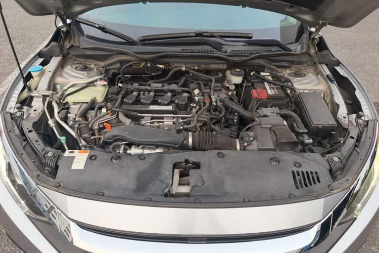 Used Honda Civic 2016 220TURBO Manual Luxury Edition Engine Bay