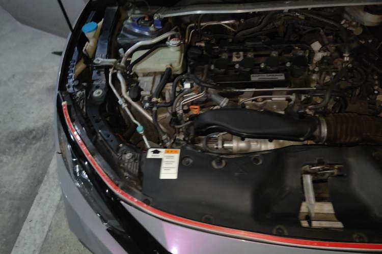 Used Honda Civic 2016 220TURBO CVT Luxury Edition Engine Bay Right