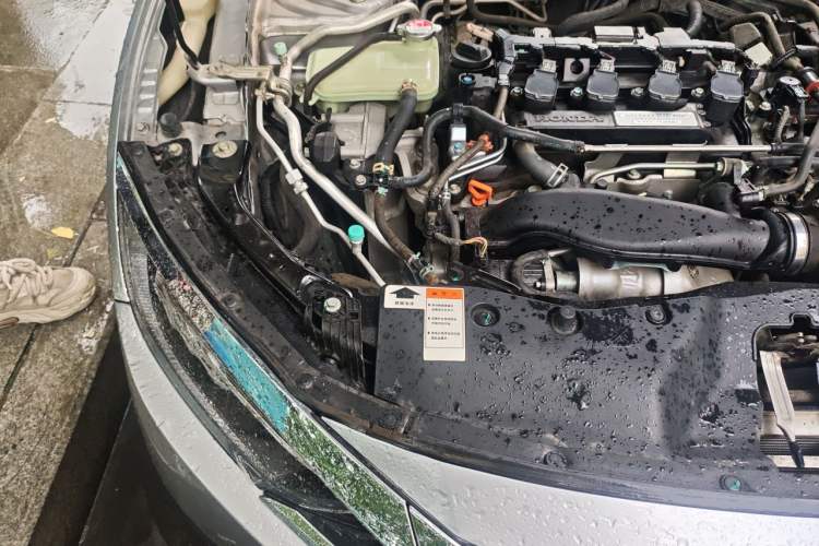Used Honda Civic 2016 220TURBO CVT Prestige Edition Engine Bay Right