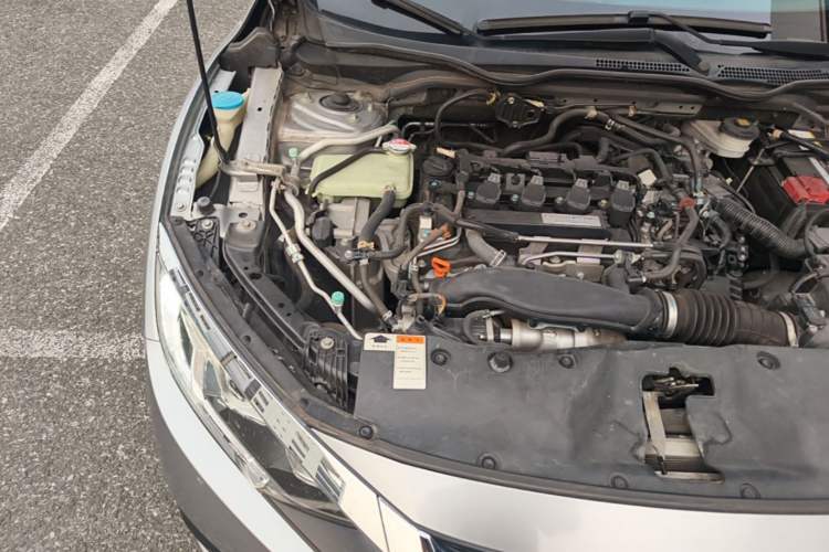 Used Honda Civic 2016 220TURBO Manual Luxury Edition Engine Bay Right