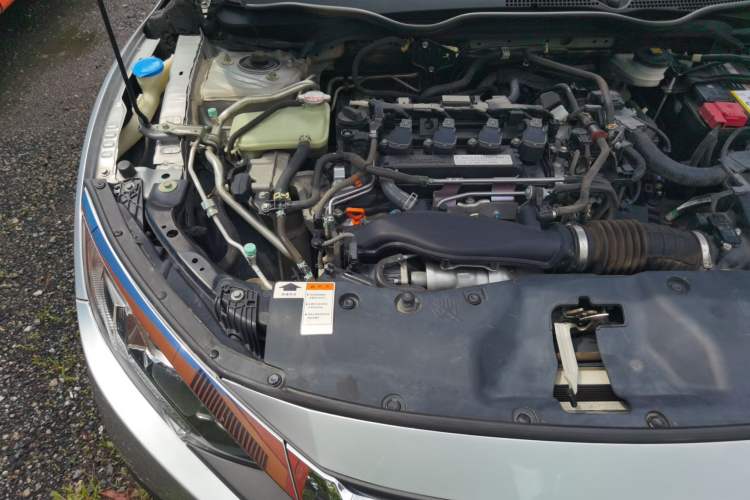 Used Honda Civic 2016 220TURBO CVT Luxury Edition Engine Bay Right