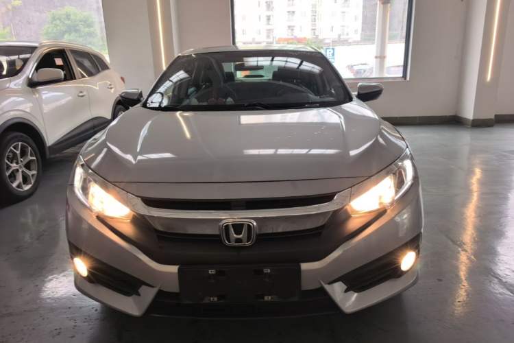 Used Honda Civic 2016 220TURBO CVT Luxury Edition Front