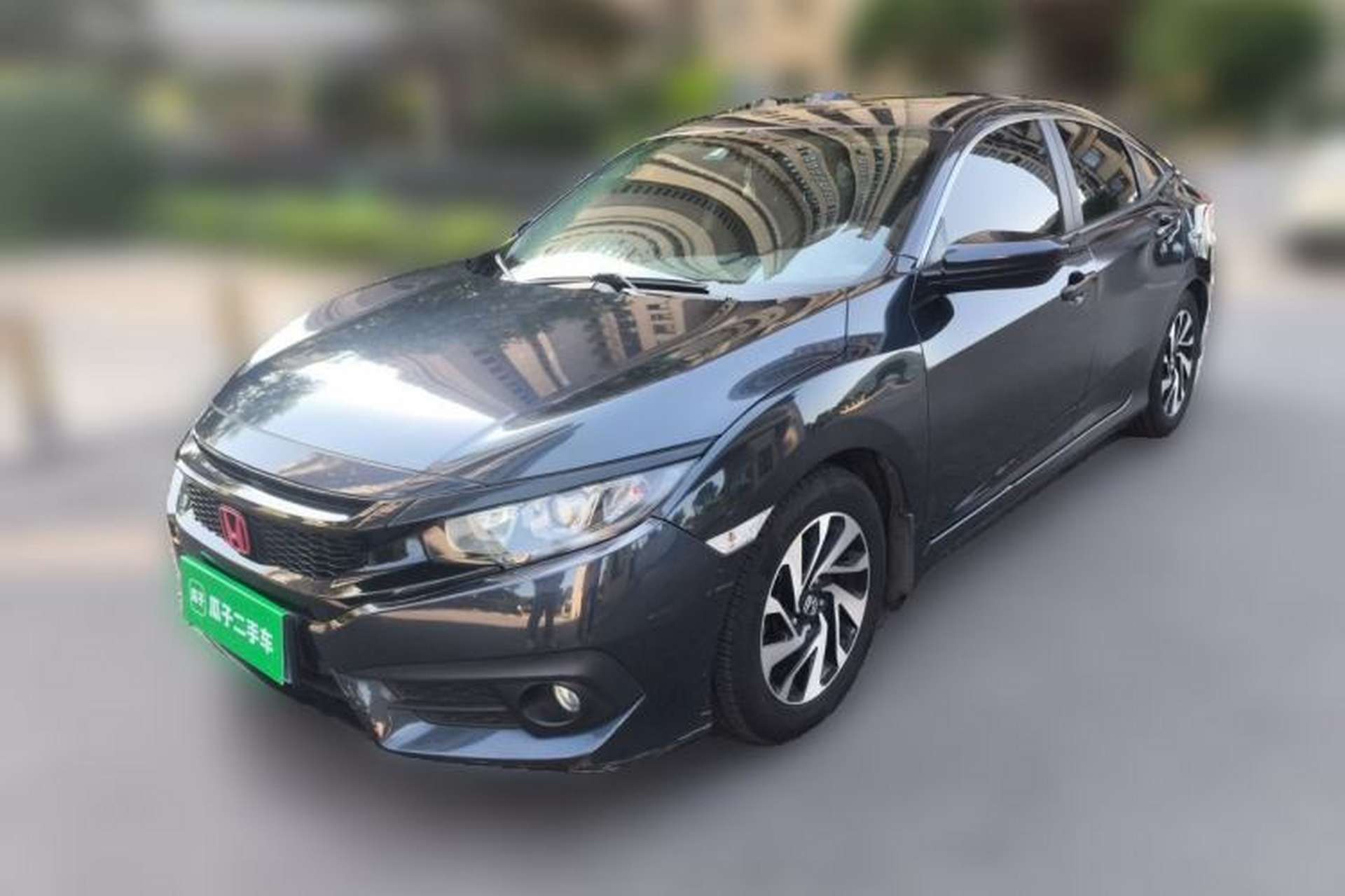 Used Honda Civic 2016 220TURBO CVT Luxury Edition Front Left 45 Deg
