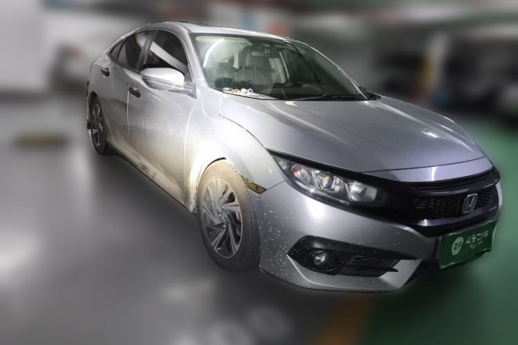 Used Honda Civic 2016 220TURBO CVT Luxury Edition Front Right 45 Deg