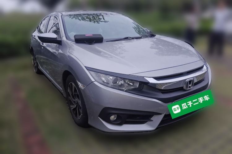 Used Honda Civic 2016 220TURBO CVT Luxury Edition Front Right 45 Deg