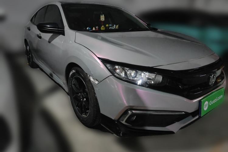 Used Honda Civic 2016 220TURBO CVT Luxury Edition Front Right 45 Deg