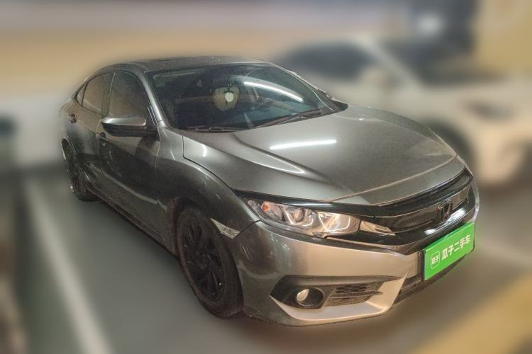Used Honda Civic 2016 220TURBO CVT Luxury Edition Front Right 45 Deg