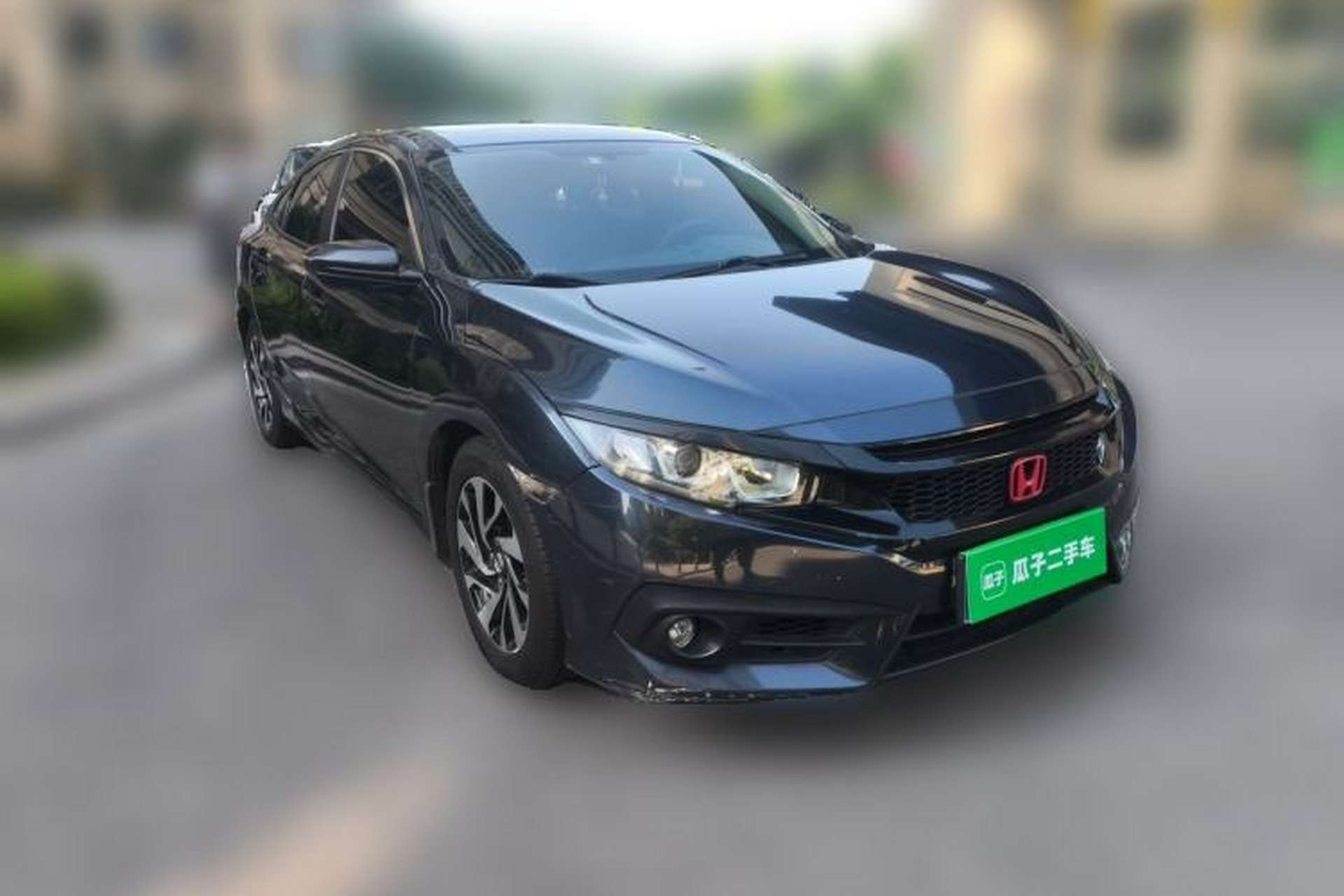 Used Honda Civic 2016 220TURBO CVT Luxury Edition Front Right 45 Deg