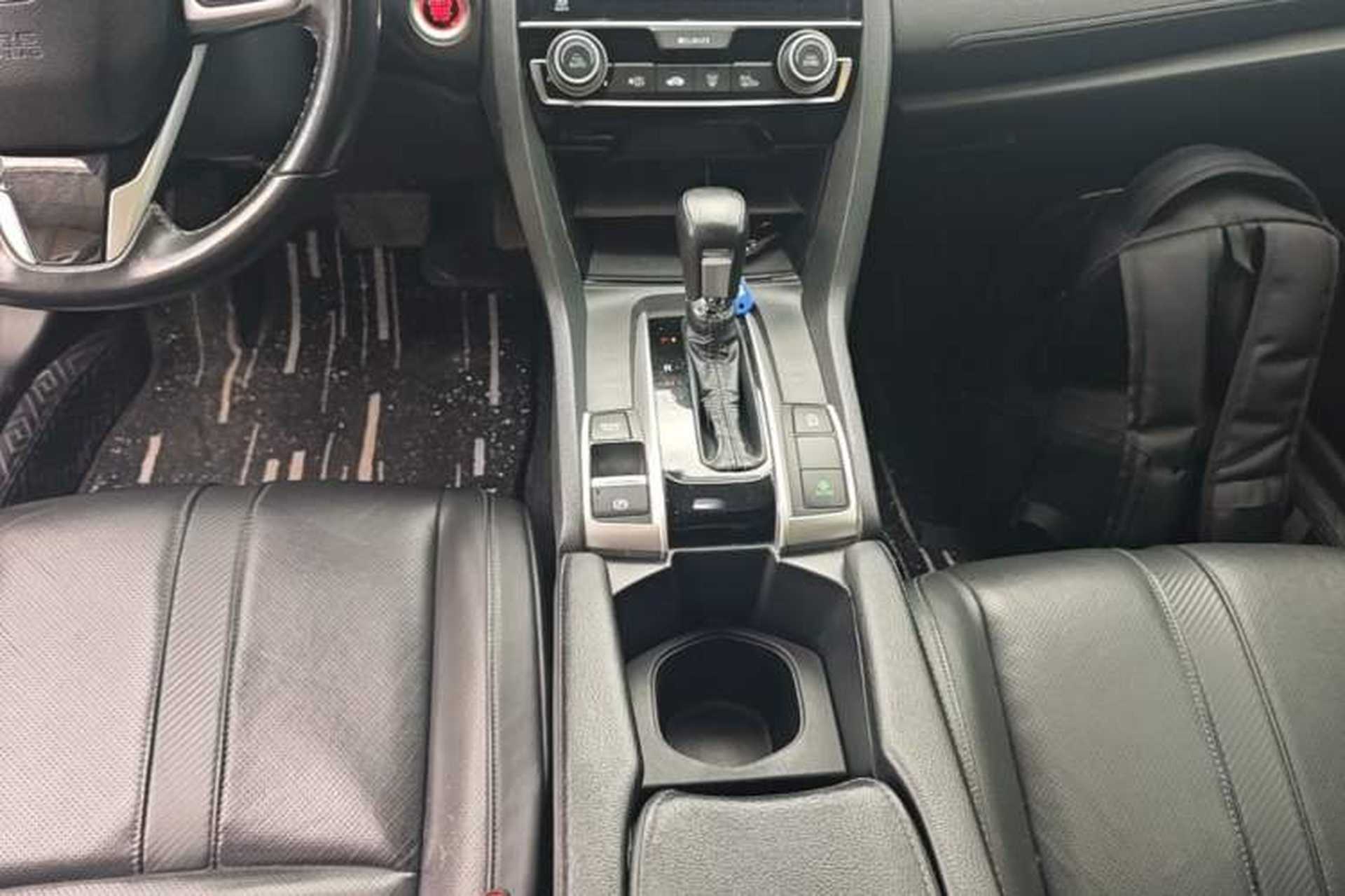 Used Honda Civic 2016 220TURBO CVT Prestige Edition Gear Lever