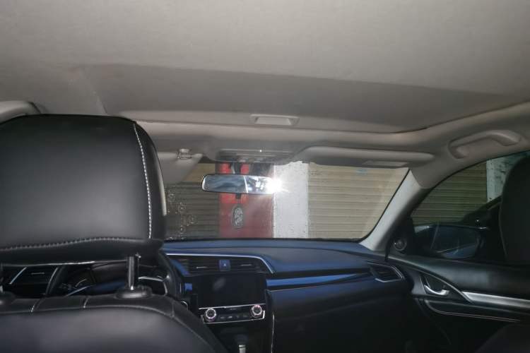 Used Honda Civic 2016 220TURBO CVT Luxury Edition Headliner