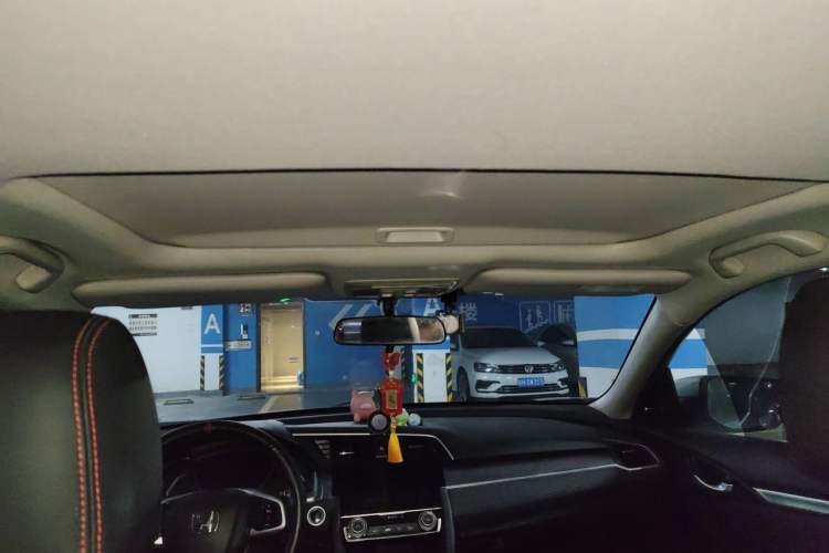 Used Honda Civic 2016 220TURBO CVT Luxury Edition Headliner