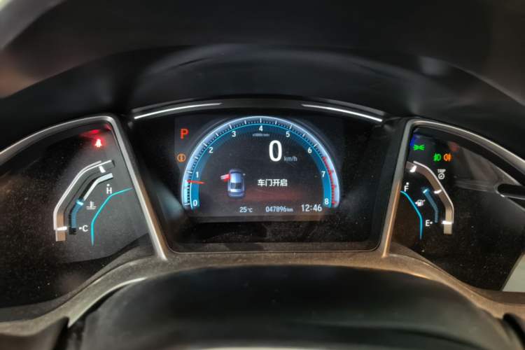 Used Honda Civic 2016 220TURBO CVT Luxury Edition Instrument Cluster