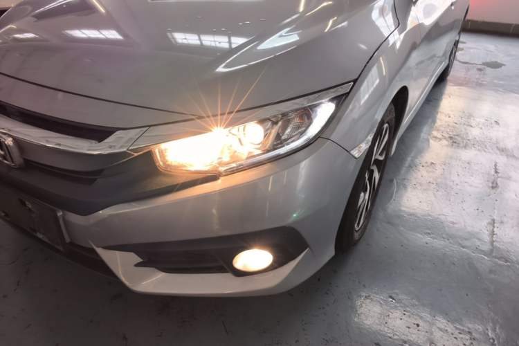 Used Honda Civic 2016 220TURBO CVT Luxury Edition Left Front Headlight