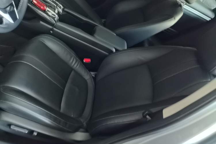 Used Honda Civic 2016 220TURBO CVT Prestige Edition Left Front Seat
