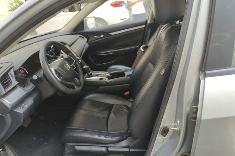 Used Honda Civic 2016 180TURBO CVT Comfort Version Left Front Seat