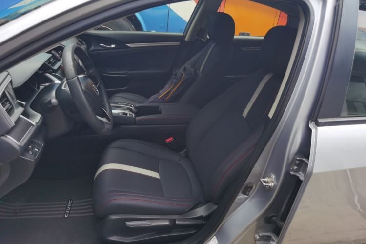 Used Honda Civic 2016 220TURBO CVT Luxury Edition Left Front Seat