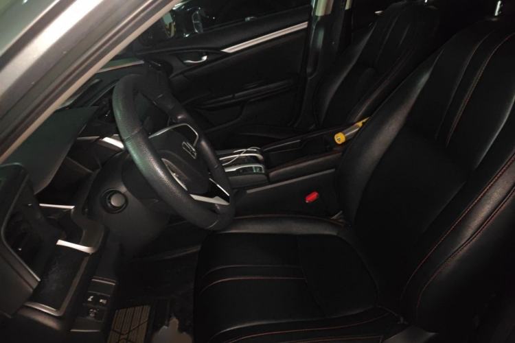 Used Honda Civic 2016 220TURBO CVT Luxury Edition Left Front Seat