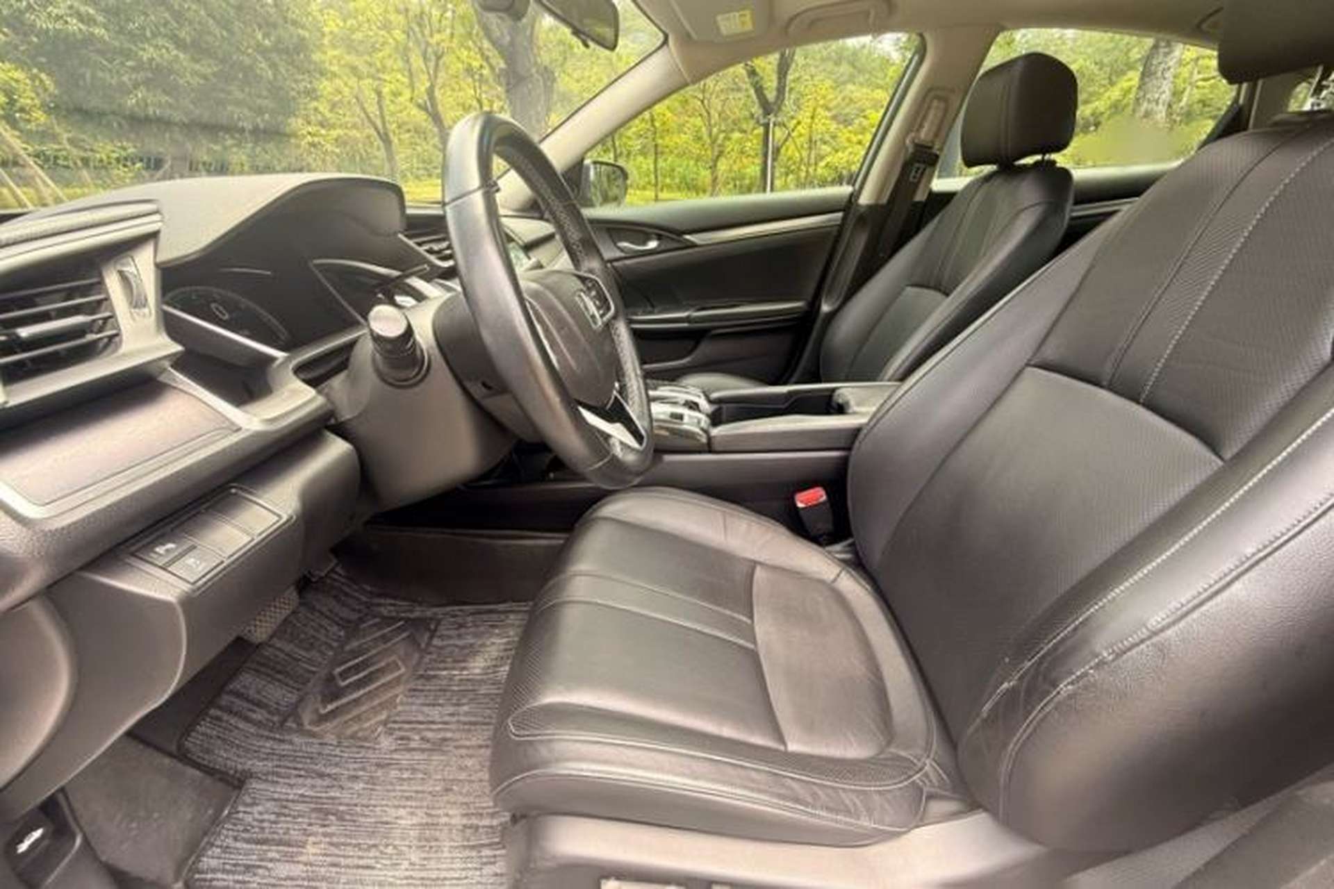 Used Honda Civic 2016 220TURBO CVT Prestige Edition Left Front Seat
