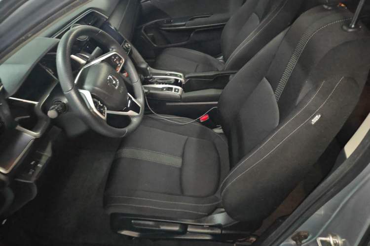 Used Honda Civic 2016 220TURBO CVT Luxury Edition Left Front Seat