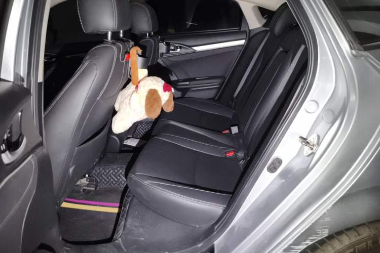 Used Honda Civic 2016 220TURBO CVT Luxury Edition Left Rear Seat