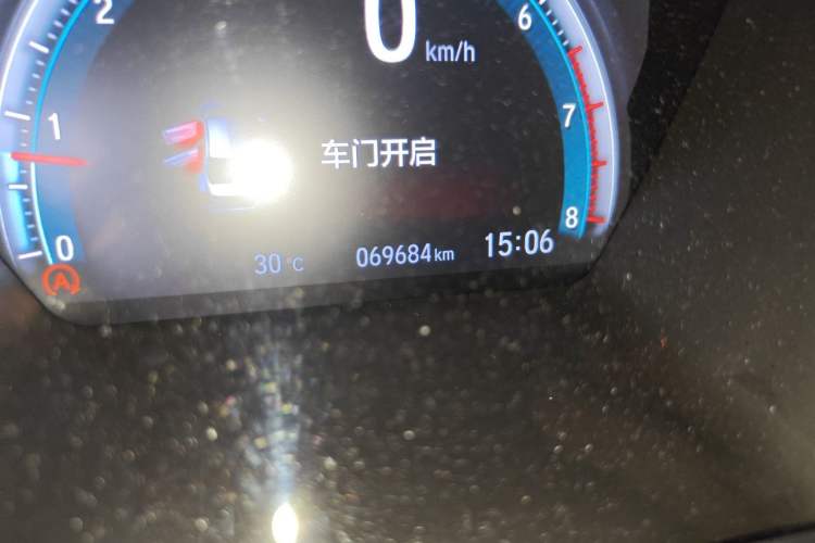Used Honda Civic 2016 220TURBO CVT Prestige Edition Odometer Close Up