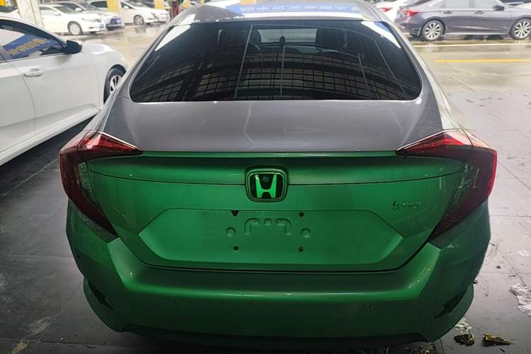 Used Honda Civic 2016 220TURBO CVT Luxury Edition Rear