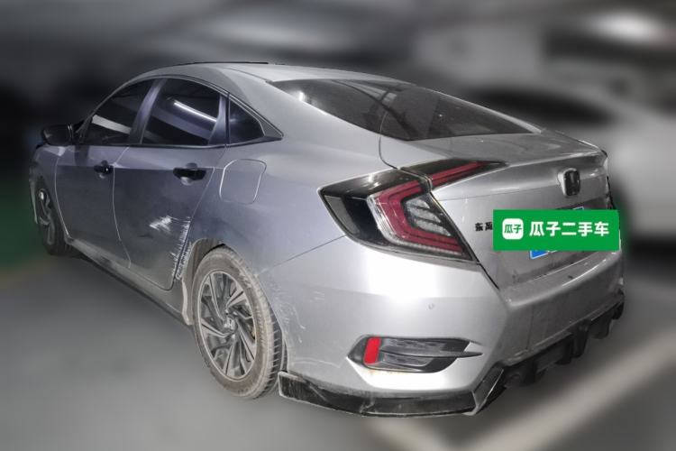 Used Honda Civic 2016 220TURBO CVT Luxury Edition Rear Left 45 Deg