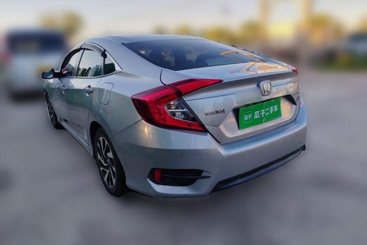Used Honda Civic 2016 220TURBO CVT Luxury Edition Rear Left 45 Deg
