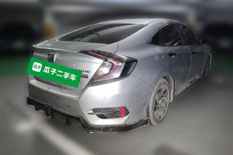 Used Honda Civic 2016 220TURBO CVT Luxury Edition Rear Right 45 Deg