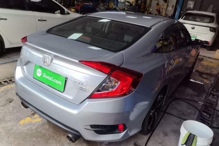 Used Honda Civic 2016 220TURBO CVT Prestige Edition Rear Right 45 Deg
