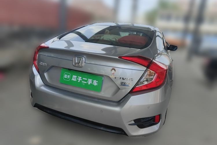 Used Honda Civic 2016 220TURBO CVT Luxury Edition Rear Right 45 Deg