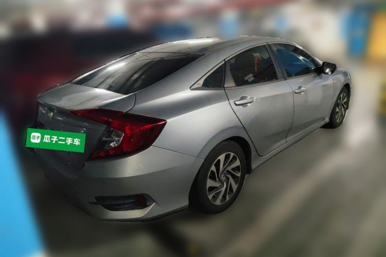 Used Honda Civic 2016 220TURBO CVT Luxury Edition Rear Right 45 Deg