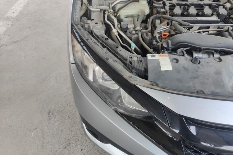 Used Honda Civic 2016 220TURBO CVT Luxury Edition Right Front Headlight