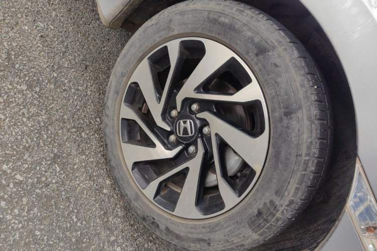 Used Honda Civic 2016 180TURBO CVT Comfort Version Right Front Wheel Hub