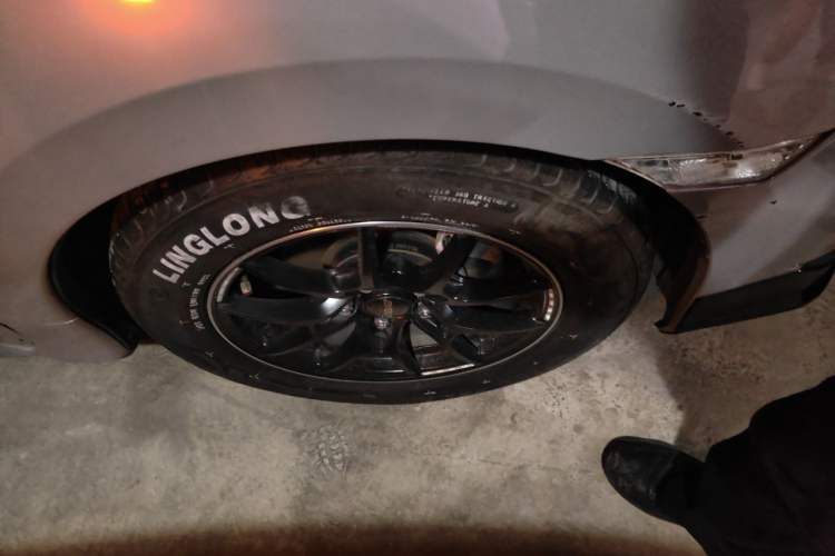 Used Honda Civic 2016 220TURBO CVT Luxury Edition Right Front Wheel Hub
