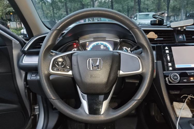 Used Honda Civic 2016 220TURBO CVT Luxury Edition Steering Wheel