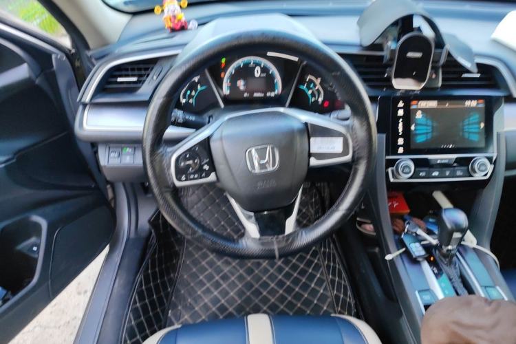 Used Honda Civic 2016 220TURBO CVT Luxury Edition Steering Wheel