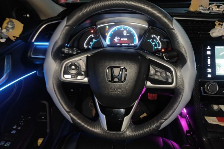 Used Honda Civic 2016 220TURBO CVT Luxury Edition Steering Wheel
