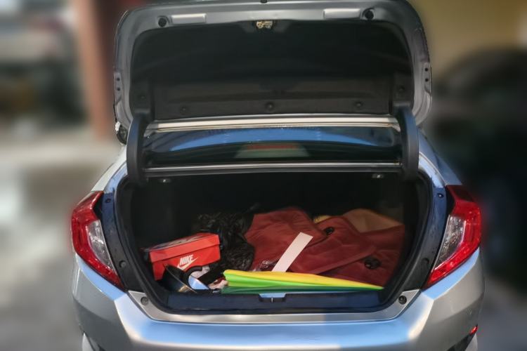 Used Honda Civic 2016 220TURBO CVT Luxury Edition Trunk