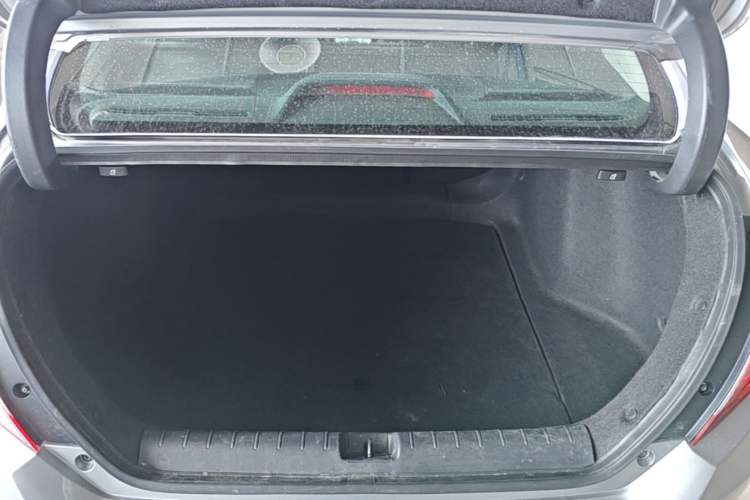 Used Honda Civic 2016 220TURBO CVT Luxury Edition Trunk