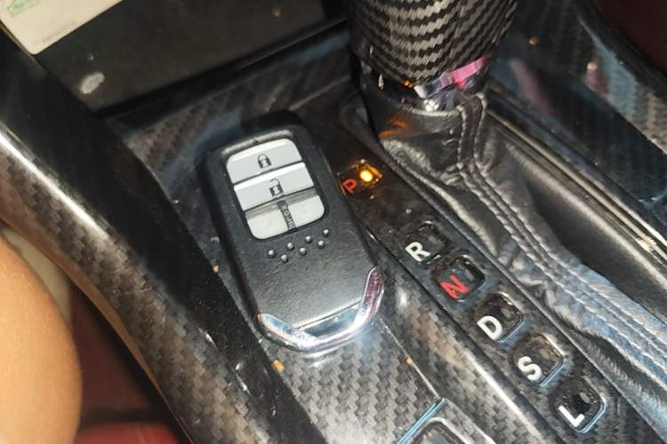 Used Honda Civic 2016 220TURBO CVT Luxury Edition Vehicle Key