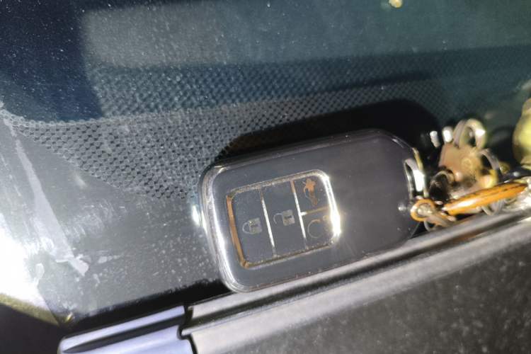 Used Honda Civic 2016 220TURBO CVT Luxury Edition Vehicle Key