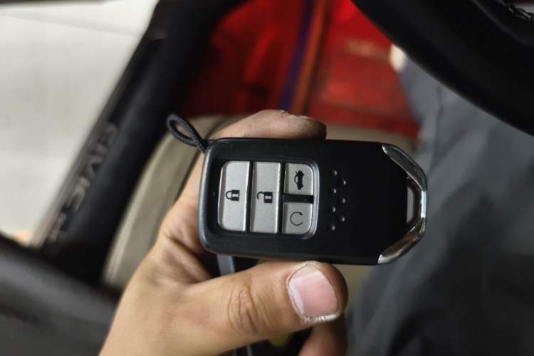 Used Honda Civic 2016 220TURBO CVT Prestige Edition Vehicle Key