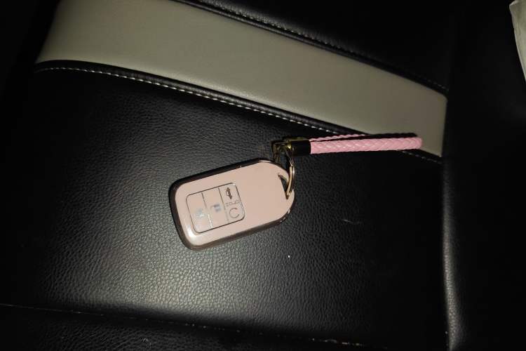 Used Honda Civic 2016 220TURBO CVT Luxury Edition Vehicle Key